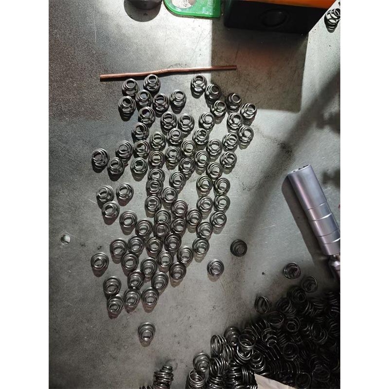 Tire 7-Piece Set