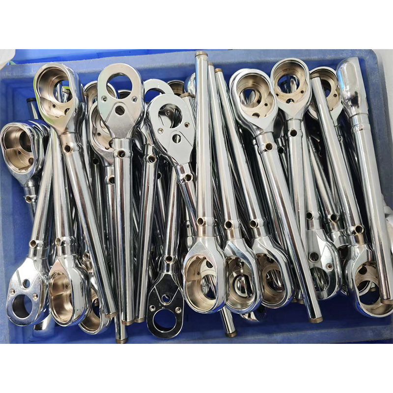 How does a torque wrench achieve precise torque control?